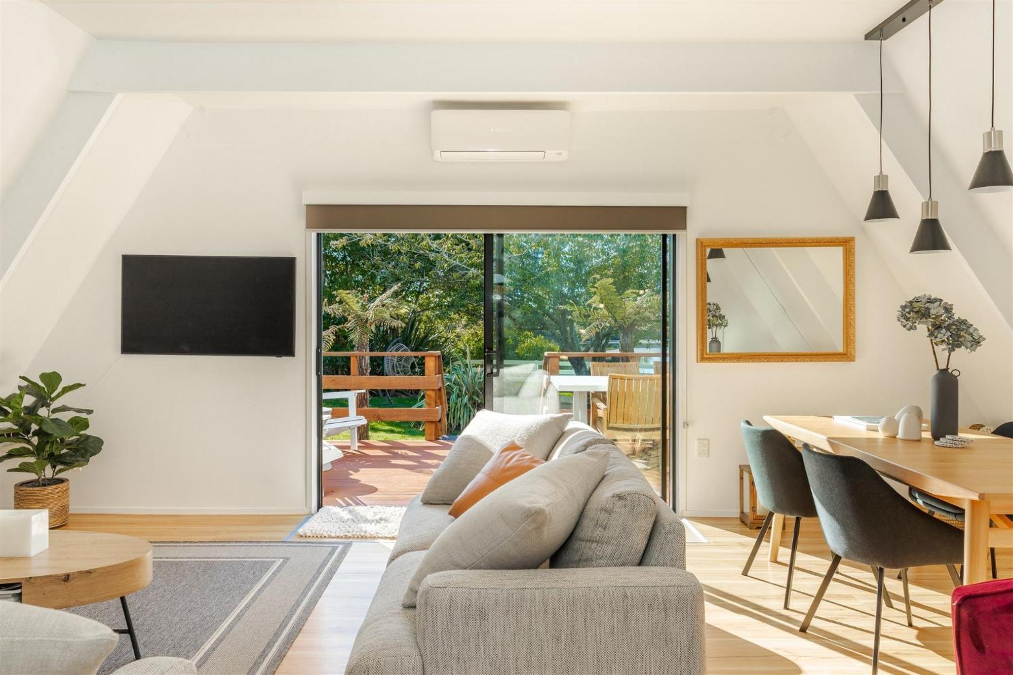 Waterfront Living Redefined Villa Westport Exteriör bild