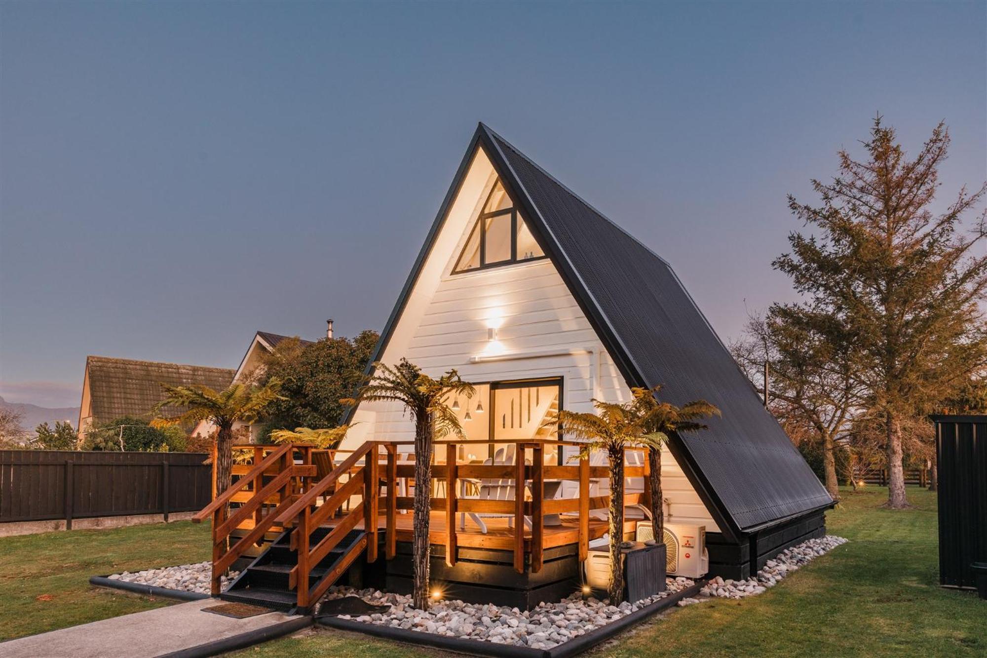 Waterfront Living Redefined Villa Westport Exteriör bild